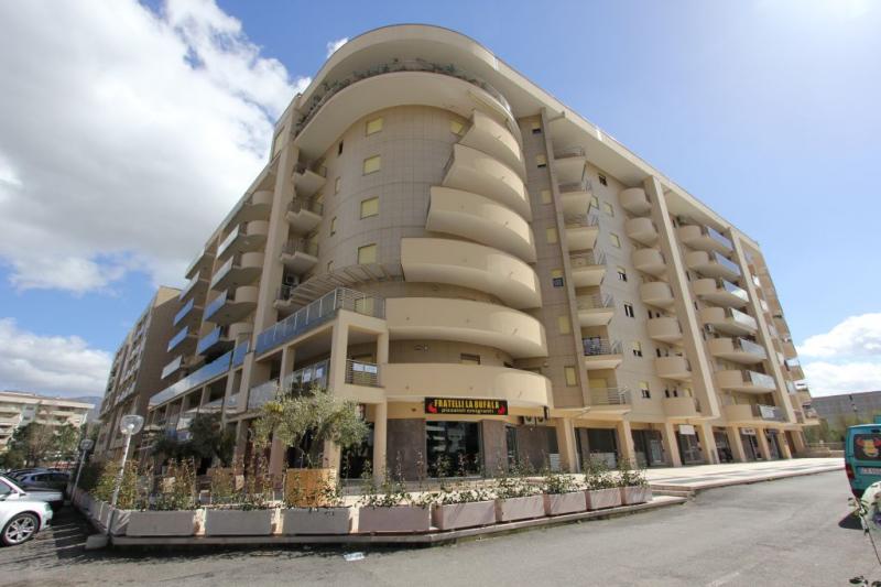 appartamento in affitto a Rende in zona Roges