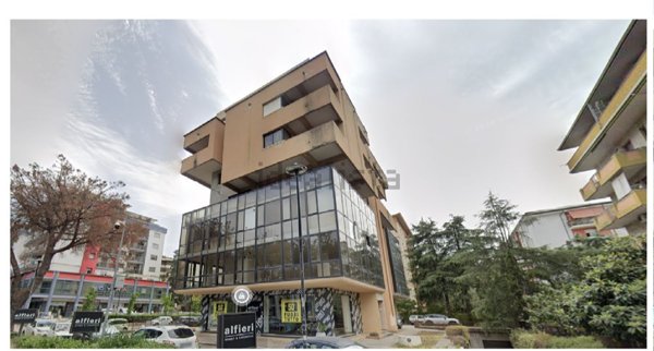 ufficio in affitto a Rende in zona Roges