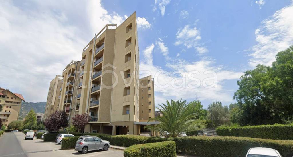 appartamento in affitto a Rende in zona Quattromiglia