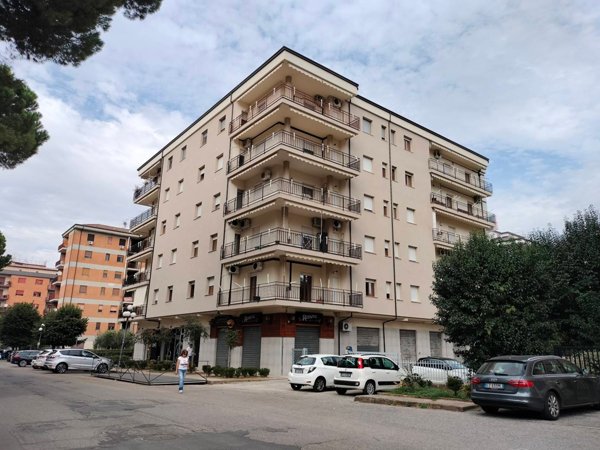appartamento in affitto a Rende in zona Roges