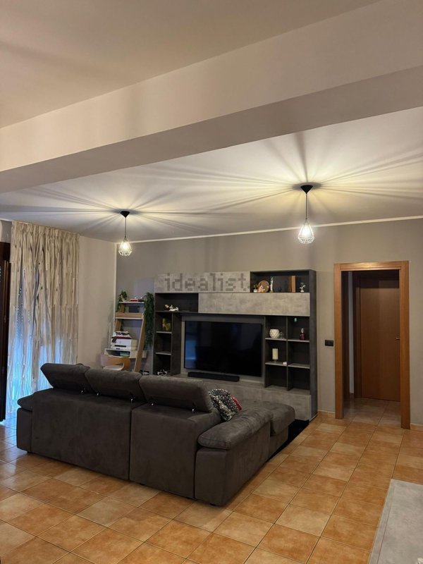 appartamento in affitto a Rende in zona Surdo