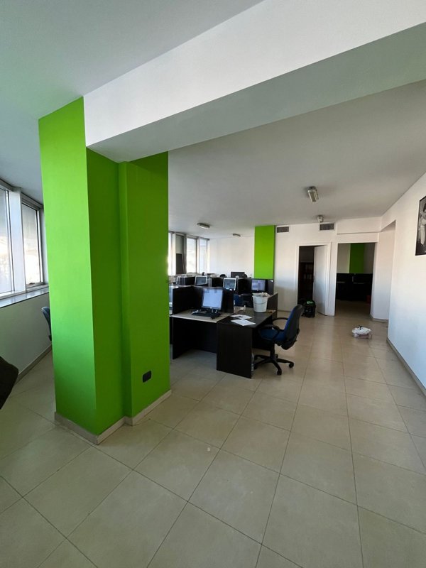 ufficio in affitto a Rende in zona Quattromiglia