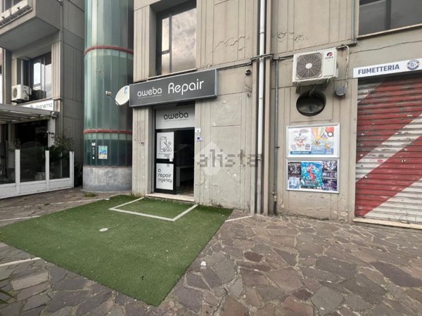 locale commerciale in affitto a Rende in zona Roges