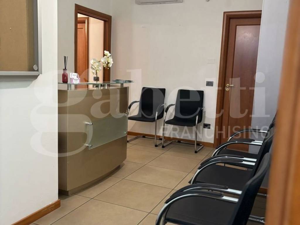 ufficio in affitto a Rende in zona Roges