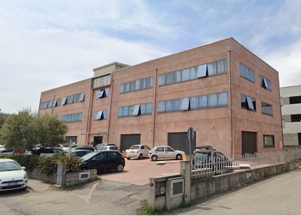 ufficio in affitto a Rende in zona Quattromiglia