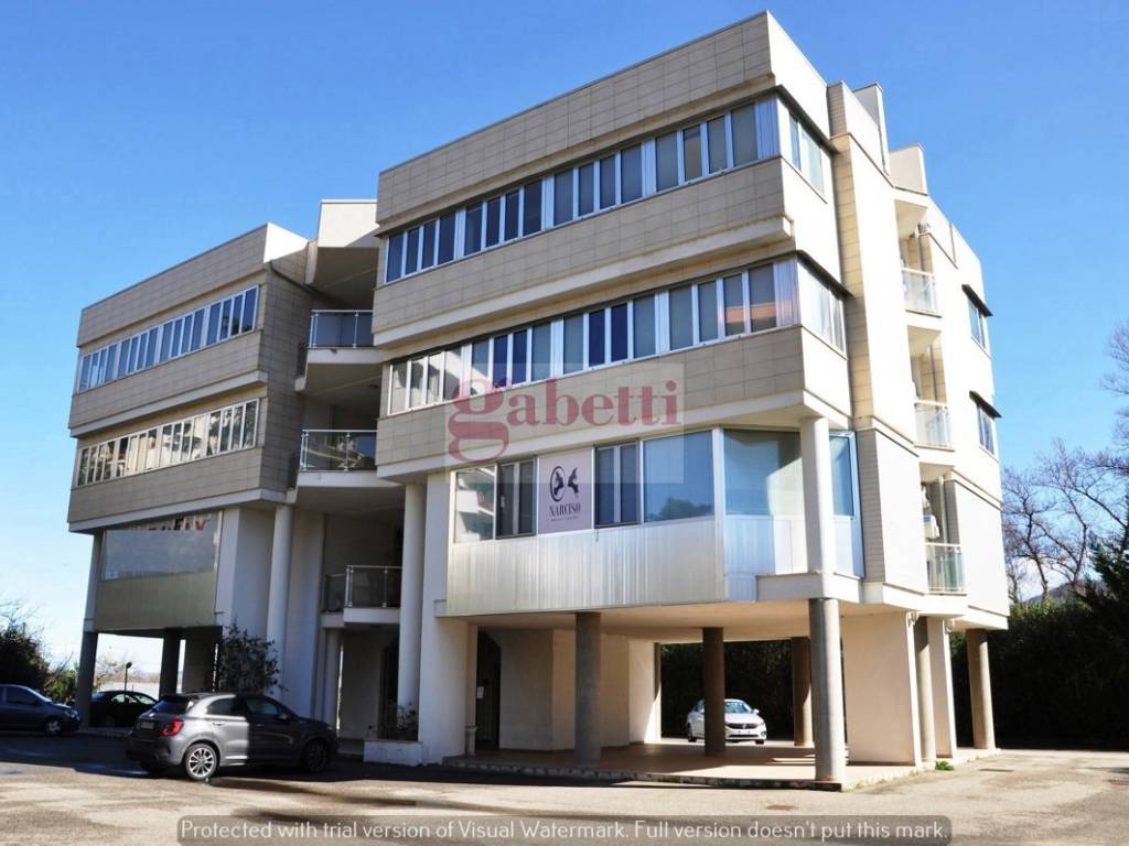 ufficio in affitto a Rende in zona Quattromiglia