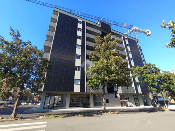 negozio in affitto a Rende