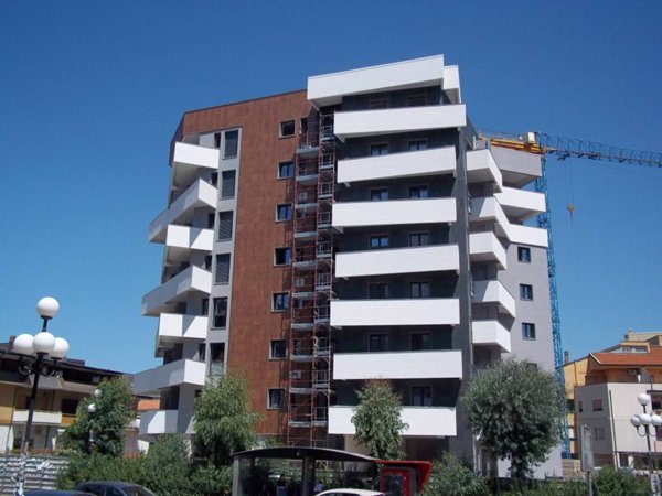 ufficio in affitto a Rende in zona Quattromiglia