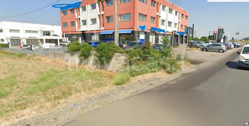 locale commerciale in affitto a Rende in zona Quattromiglia