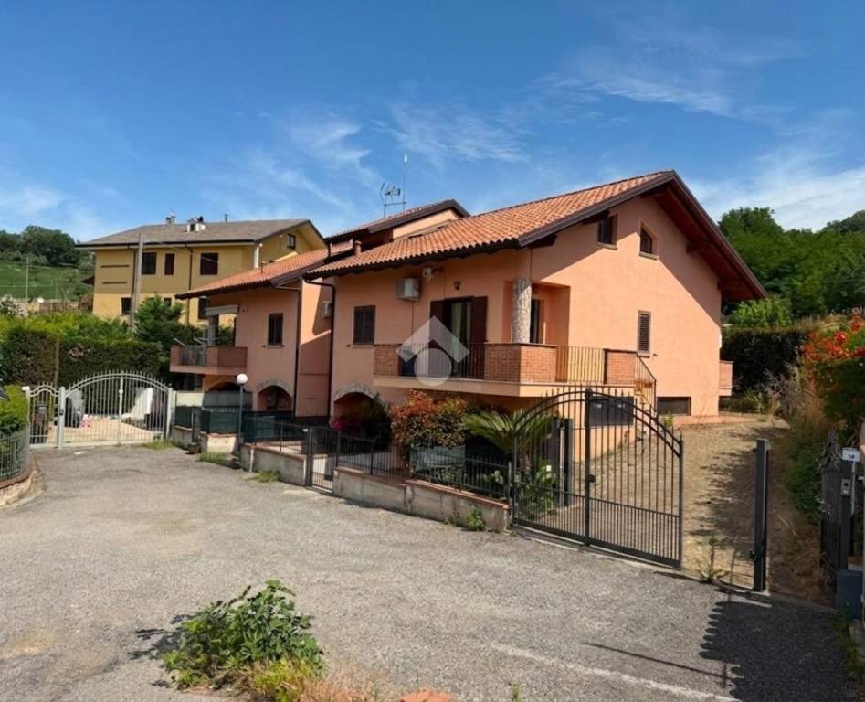 casa indipendente in affitto a Rende in zona Santo Stefano