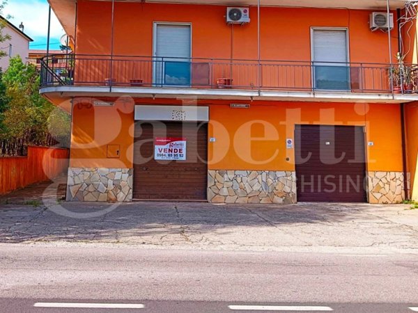 negozio in affitto a Rende in zona Surdo