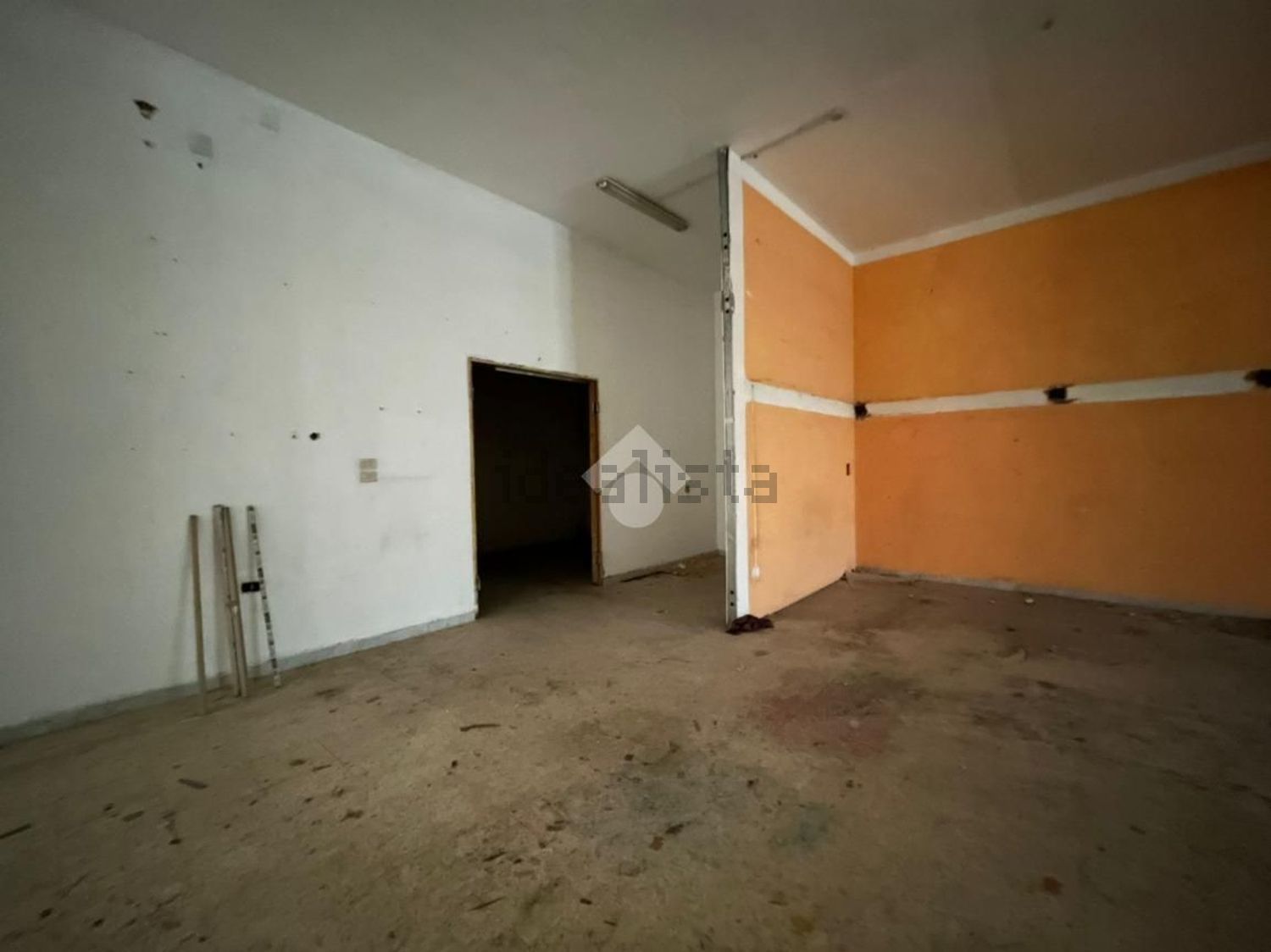 locale commerciale in affitto a Rende in zona Roges