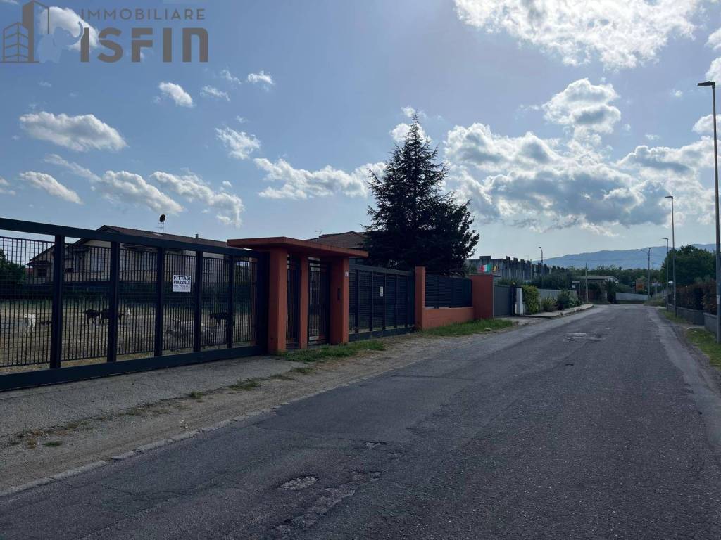terreno industriale in affitto a Rende