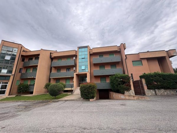 appartamento in affitto a Rende in zona Roges
