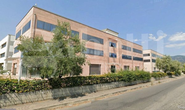 ufficio in affitto a Rende in zona Quattromiglia