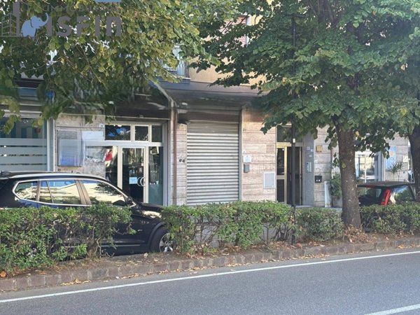 locale commerciale in affitto a Rende in zona Quattromiglia