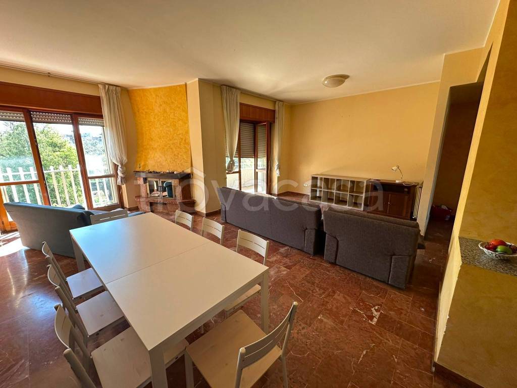 appartamento in affitto a Rende in zona Quattromiglia