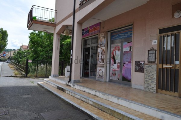 locale commerciale in affitto a Scalea