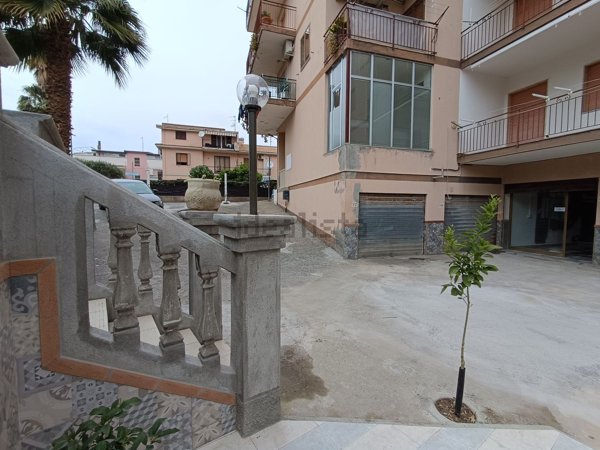 locale commerciale in affitto a Scalea