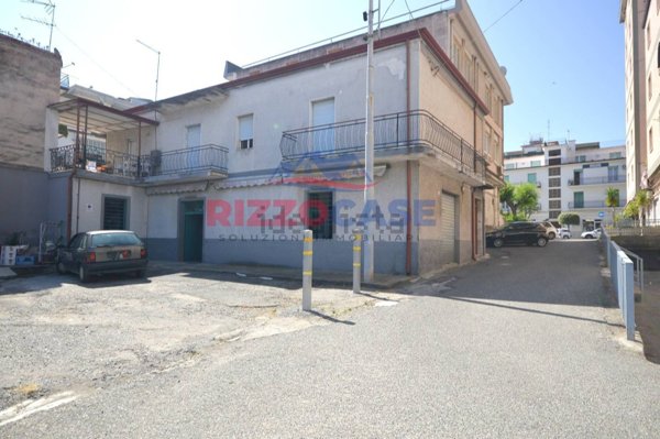 locale commerciale in affitto a Corigliano-Rossano in zona Rossano