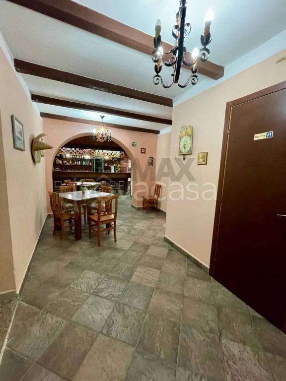 negozio in affitto a Corigliano-Rossano