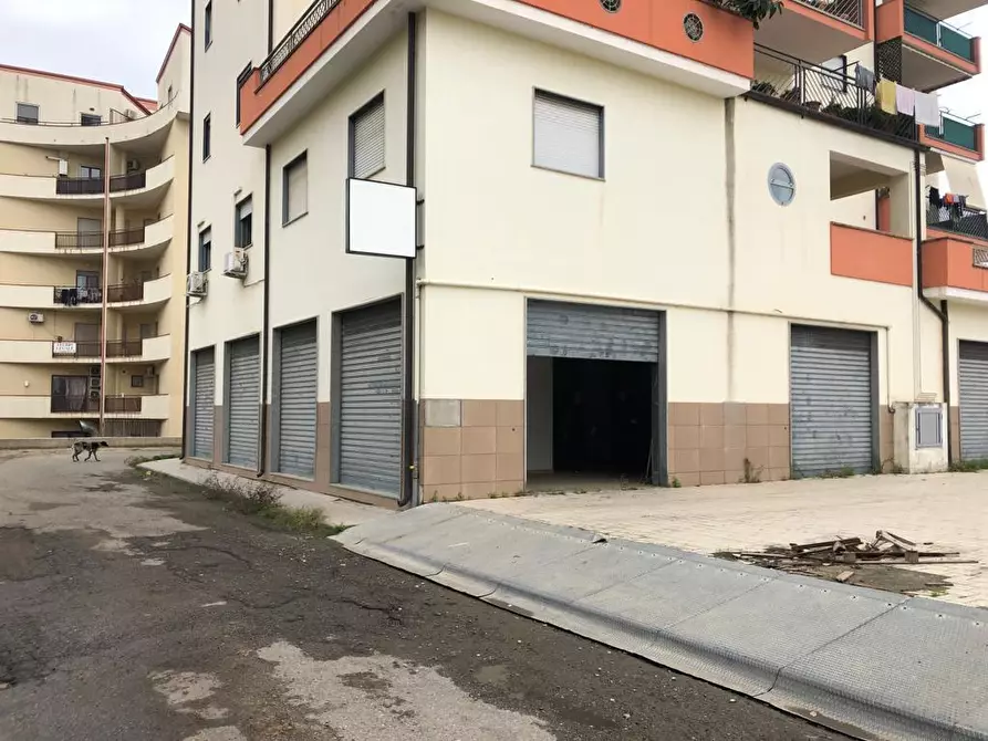 locale commerciale in affitto a Corigliano-Rossano