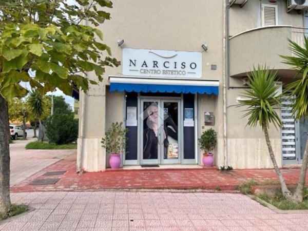 locale commerciale in affitto a Corigliano-Rossano in zona Rossano