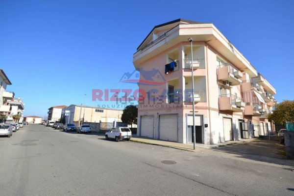 locale commerciale in affitto a Corigliano-Rossano in zona Rossano