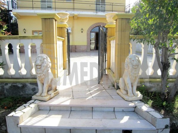 locale commerciale in affitto a Corigliano-Rossano in zona Rossano