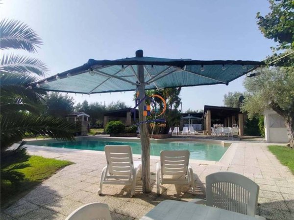 negozio in affitto a Corigliano-Rossano