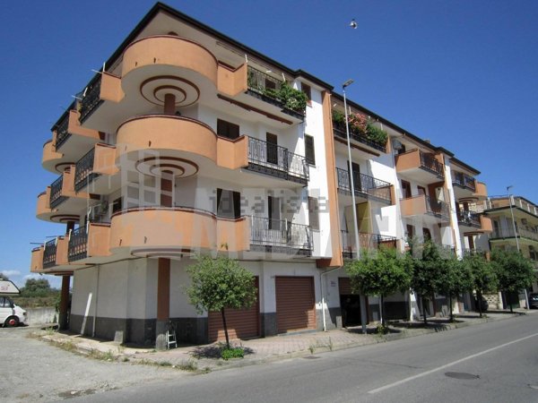 ufficio in affitto a Corigliano-Rossano in zona Rossano