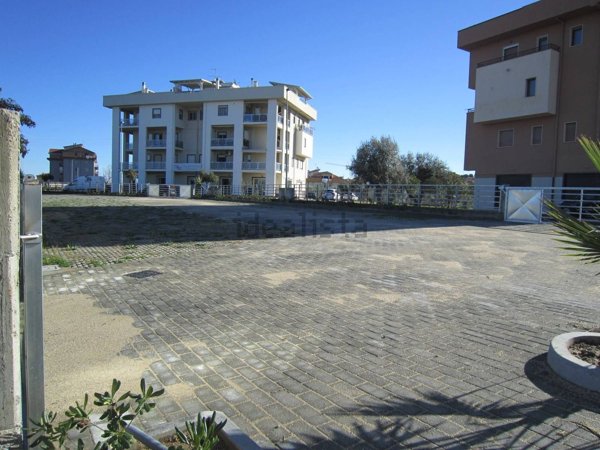 ufficio in affitto a Corigliano-Rossano in zona Rossano