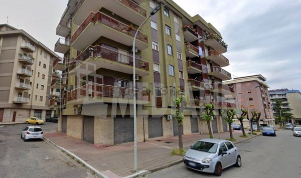 locale commerciale in affitto a Corigliano-Rossano in zona Rossano