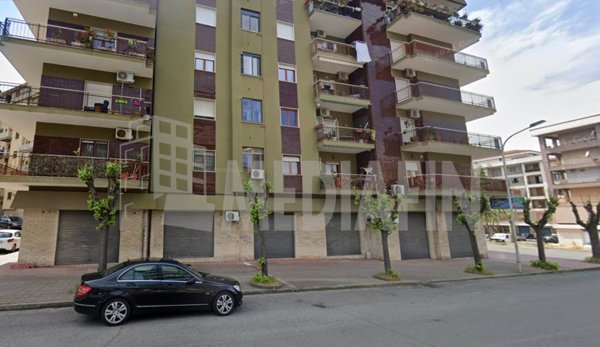 locale commerciale in affitto a Corigliano-Rossano in zona Rossano