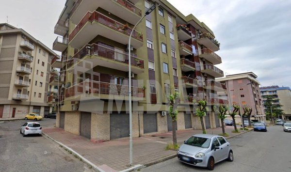 locale commerciale in affitto a Corigliano-Rossano in zona Rossano