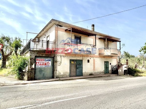 locale commerciale in affitto a Corigliano-Rossano in zona Rossano Stazione