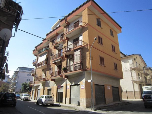 locale di sgombero in affitto a Corigliano-Rossano in zona Rossano