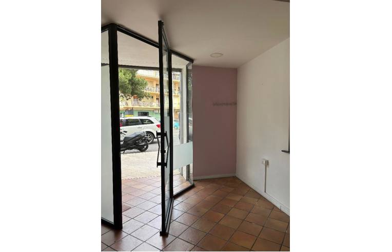locale commerciale in affitto a Corigliano-Rossano in zona Fabrizio Piccolo