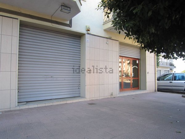 locale di sgombero in affitto a Corigliano-Rossano in zona Rossano Stazione