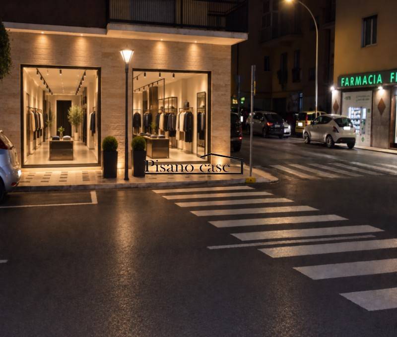 negozio in affitto a Corigliano-Rossano in zona Rossano Stazione