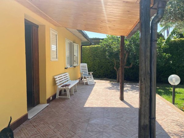 appartamento in affitto a Borgia