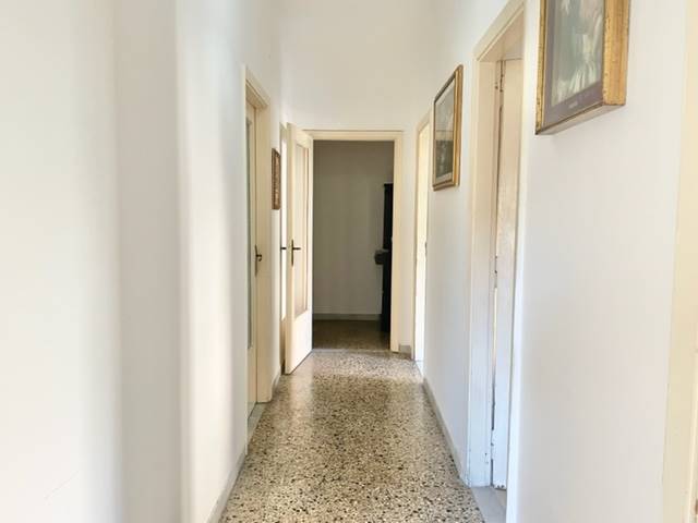 negozio in affitto a Catanzaro in zona Catanzaro Lido