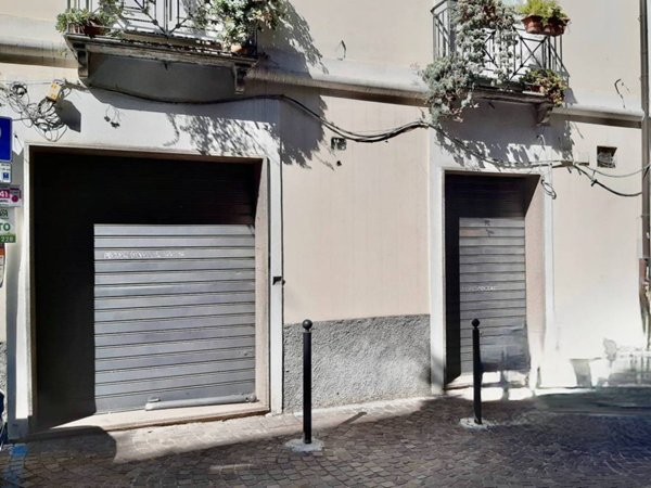 locale commerciale in affitto a Catanzaro in zona Centro Città