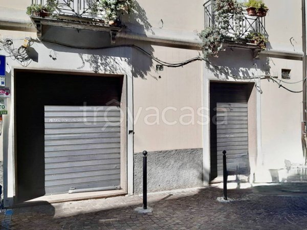 locale di sgombero in affitto a Catanzaro in zona Centro Città