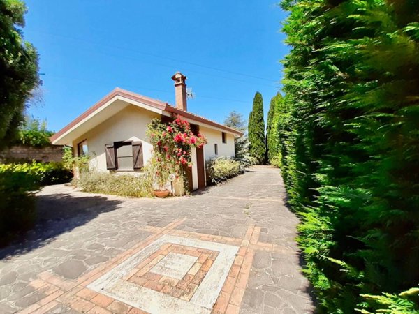 casa indipendente in affitto a Catanzaro in zona Santa Maria