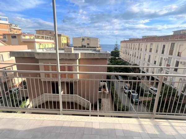 appartamento in affitto a Catanzaro in zona Catanzaro Lido