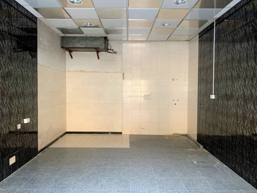 negozio in affitto a Catanzaro in zona Centro Città