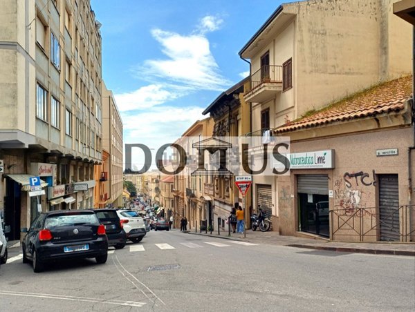 locale commerciale in affitto a Catanzaro in zona Centro Città