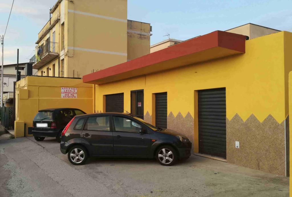 locale commerciale in affitto a Catanzaro