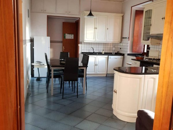 negozio in affitto a Catanzaro in zona Centro Città